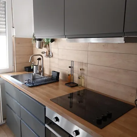 Proche Gare Apartment